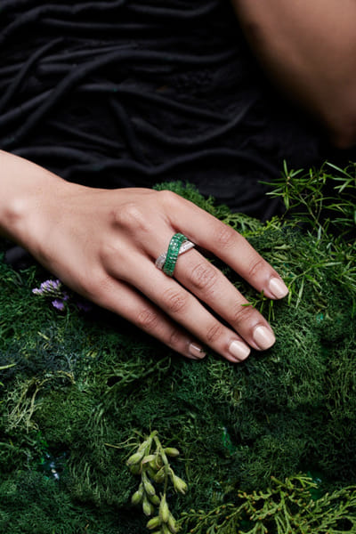 Miss Jo Green and silver embellished twisted ring MISSAPR26D242722