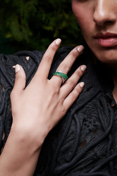 Miss Jo Green and silver embellished twisted ring MISSAPR26D242722