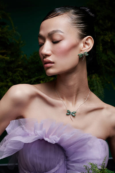 Miss Jo Emerald stone embellished dragonfly chain MISMAR26D141376