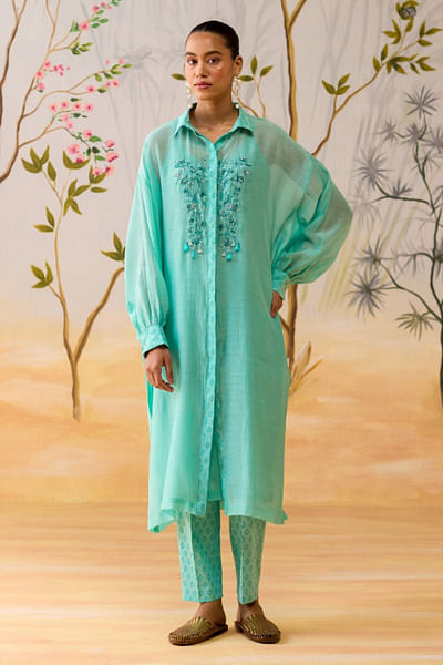 Blue embroidered tunic set