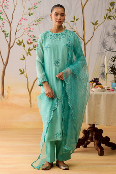 Blue thread embroidered kurta set