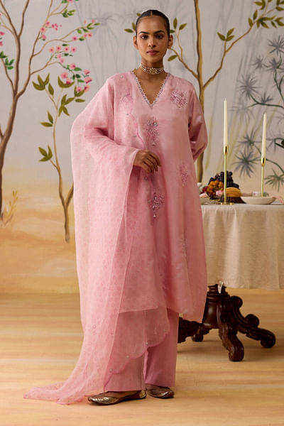 Lilac dori embroidered kurta set