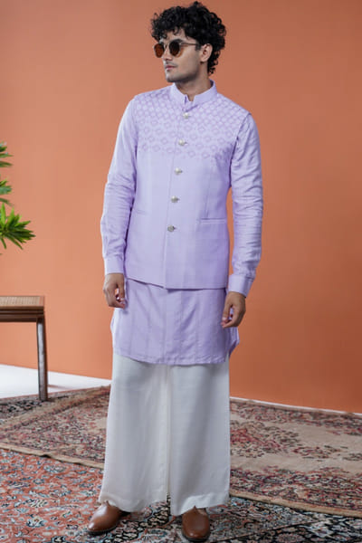 Lavender embroidered bandi