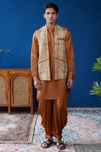 Brown checkered printed bandi and kurta