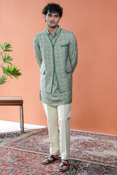 Green stripe printed bandi and kurta