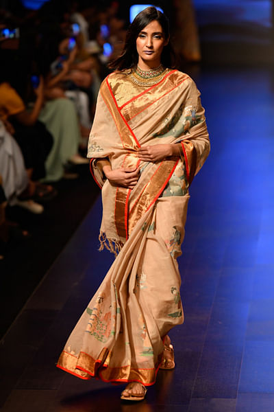 Off-white khaadi sari