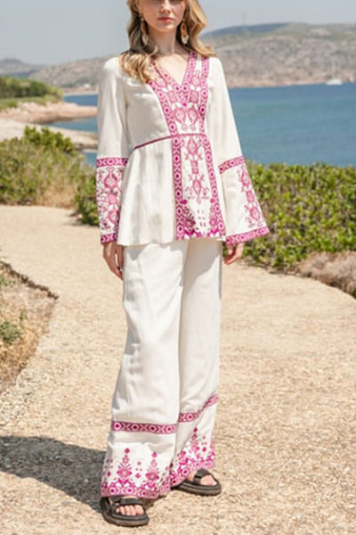 White poplin co-ords