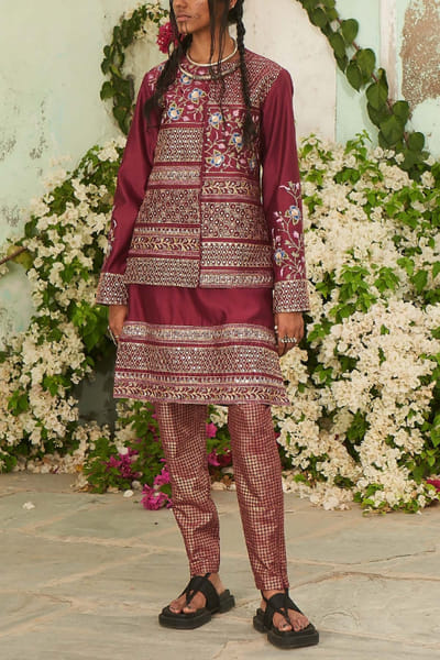 Shruti Sancheti Plum embroidered kurta set SSHSEP2201