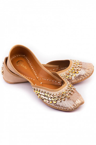 Gold shimmer juttis