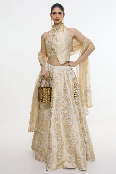 Ivory kadhwa banarasi lehenga set