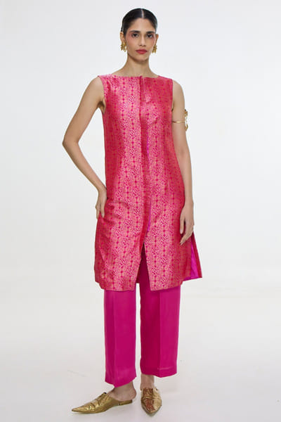 Fuchsia handwoven banarasi tanchoi kurta set