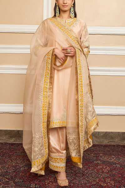 Rose pink embroidered kurta set