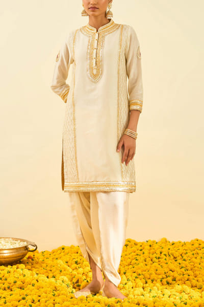 Sheetal Batra Ivory embroidered kurta and dhoti STBNOOR2203