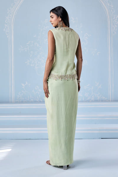 Seema Thukral Mint aari hand embroidered draped skirt set SEEMJUN26D147806