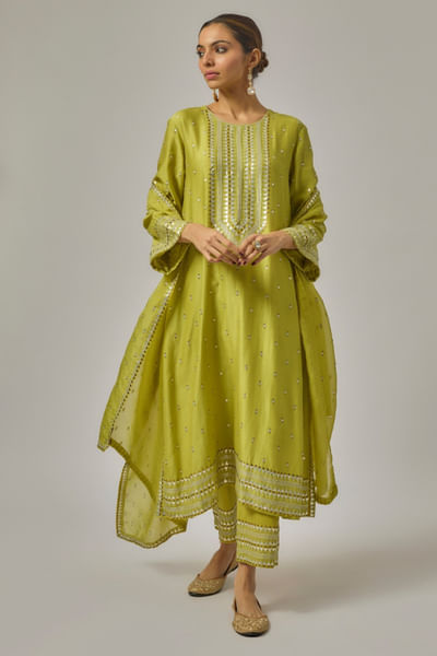Pistachio green hand embroidery kurta set