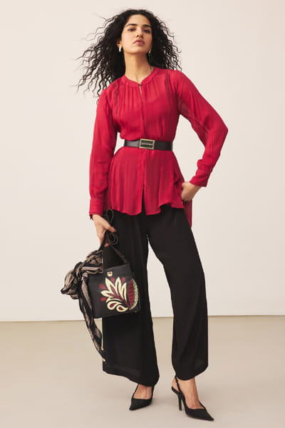 Ritu Kumar Red asymmetric gathered chinon top RITUJUN26D347317
