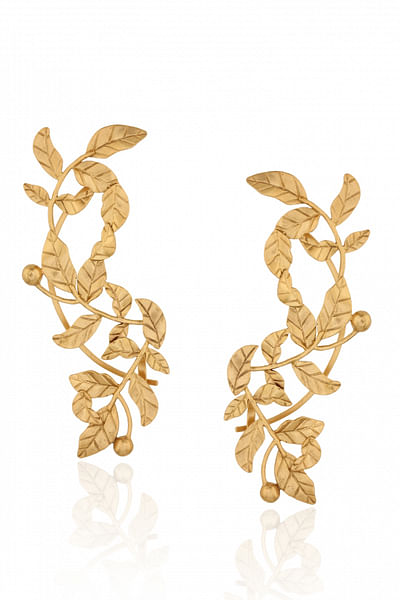 Gold eve leaves earcuffs