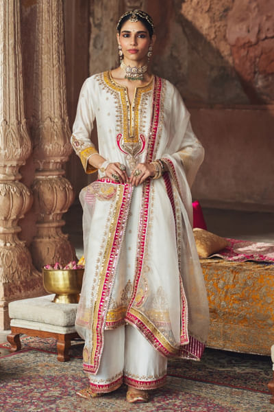 Daisy ivory tilla embroidered long kurta set