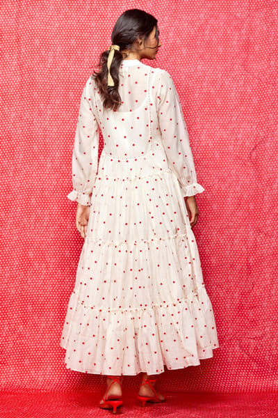 Swati Vijaivargie Ivory kantha embroidered dress SWATJUN26D148203