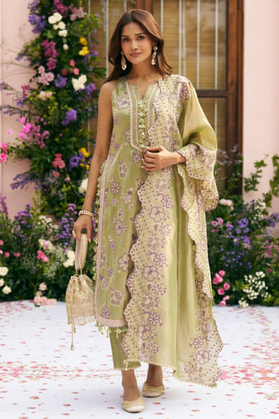 Mulmul Green embellished tissue kurta set MULMAR26D140718