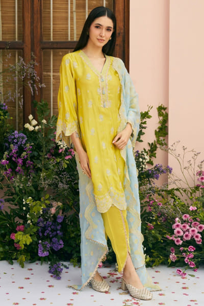 Mulmul Lime green phulkari kurta set MULFEB26D139099
