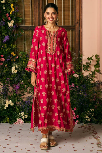 Pink and orange embroidered kaftan set