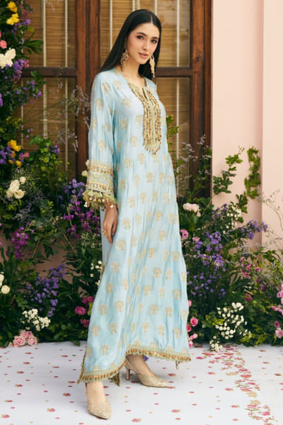 Blue and green embroidered kaftan set