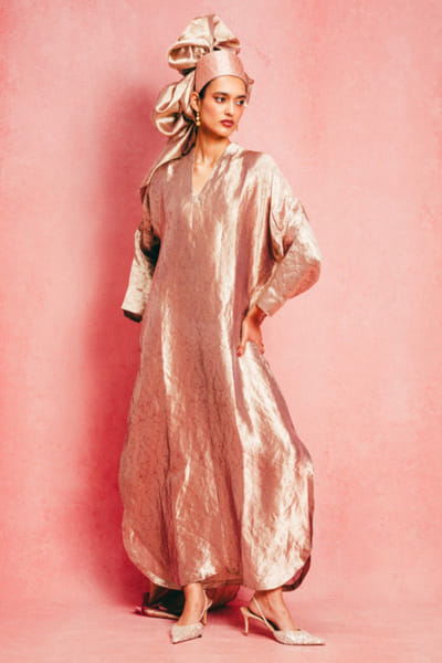 Rose pink embossed banarasi tissue kaftan