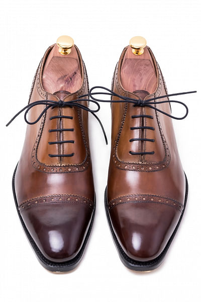 Tan shaded oxfords