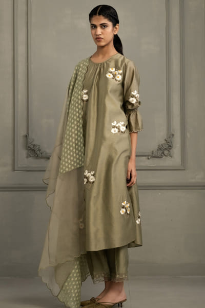 ARCVSH by Pallavi Singh Sage green embroidered tunic set ARCVJUL26D150484