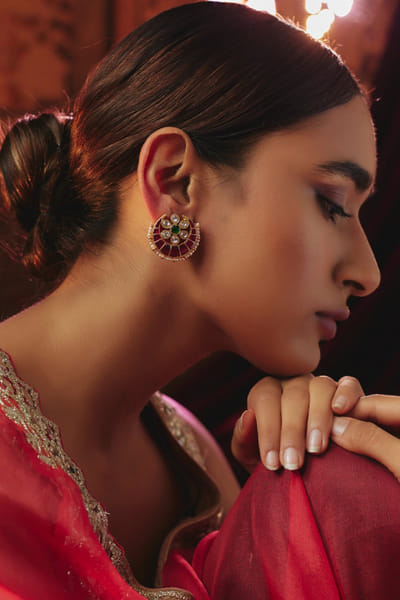 Karisa Red kundan embellished stud earrings KARIAPR26D143366
