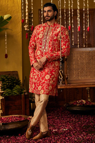 Red floral jaal print embroidered kurta