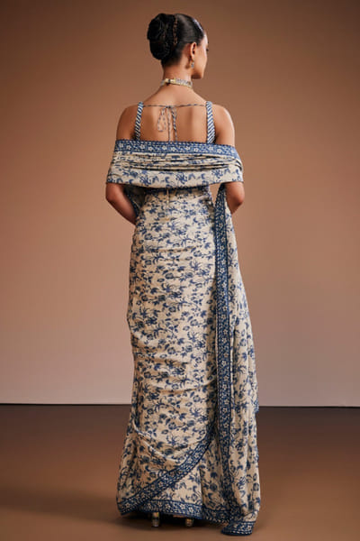 The Royaleum Atelier Ivory blue floral print sari set THERJUN26D148254