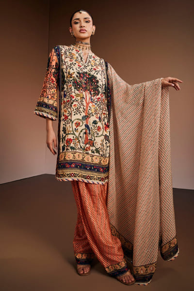 The Royaleum Atelier Ivory tree of life print kurta-salwar set THERJUN26D148257