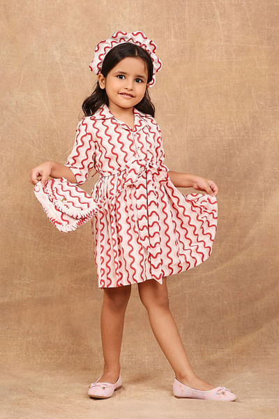 Red wavy print cotton dress