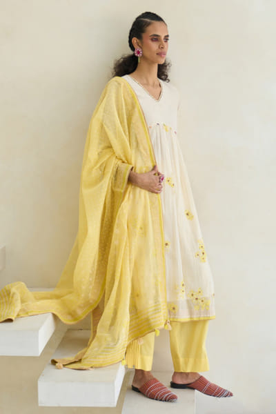 Lemon yellow hand block print dupatta