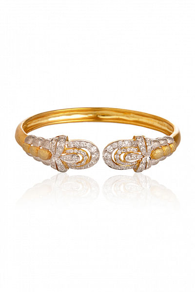 Gold oriental studded bracelet