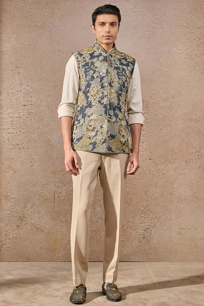 Navy floral motif textured bandi