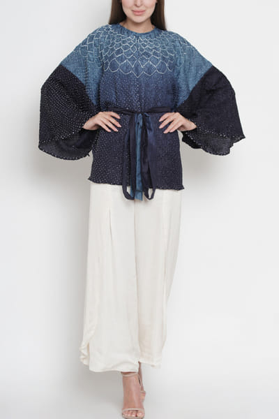 Ombre blue bandhani top with belt