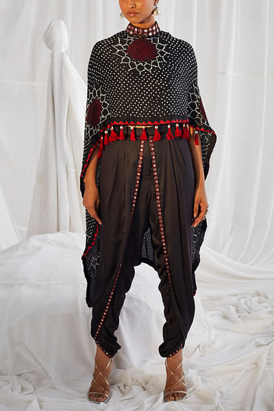 Bandhani tassel trimmed cape