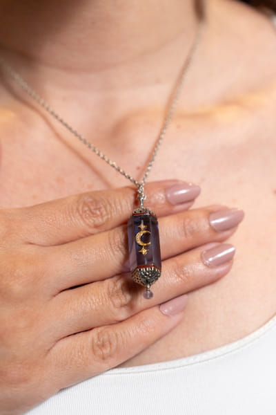 Uncut by Aditi Amin Purple and gold embellished pendant necklace UNCUJUN26D146770