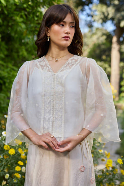 Surmaye Ivory lace embroidered blouse SURMAUG26D252274