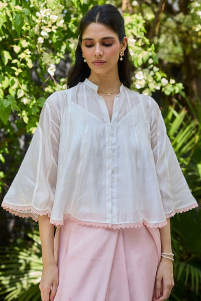 Surmaye Ivory scallop floral embroidered blouse SURMJUN26D146199