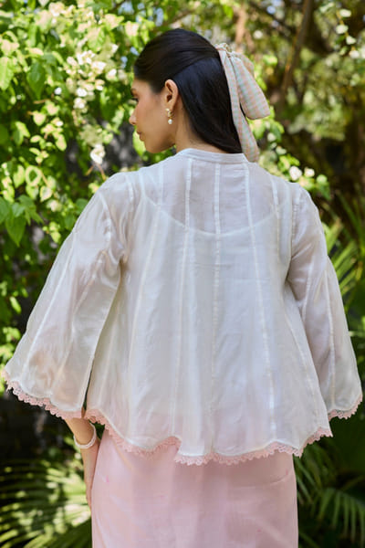 Surmaye Ivory scallop floral embroidered blouse SURMJUN26D146199