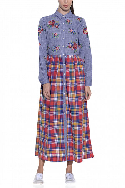 Checkered dress with flower and dot embroidery