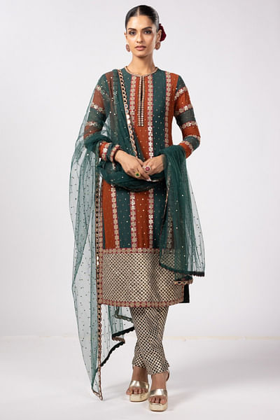 Green and rust gota embroidered kurta set