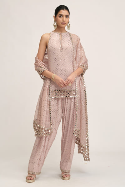 Vvani by Vani Vats Ash pink sequin and cutwork kurta set VVANAUG26D154025