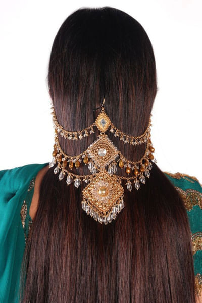 Gold finish beaded hair accessory