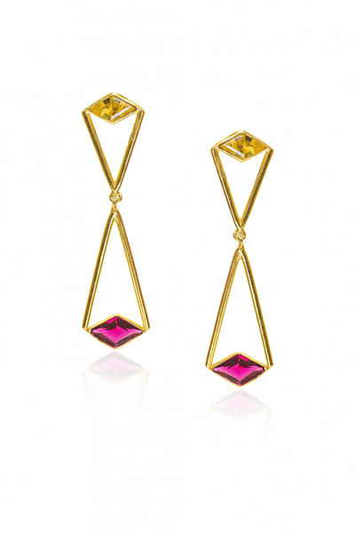 Gold geometric onyx earrings