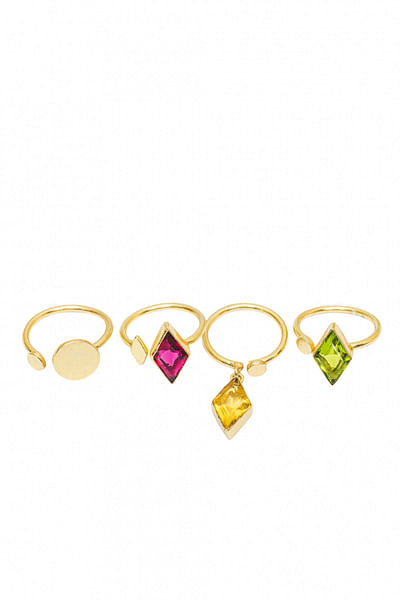 Gold multicoloured ring set